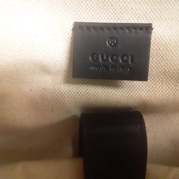 Gucci - Picture 2 of 4